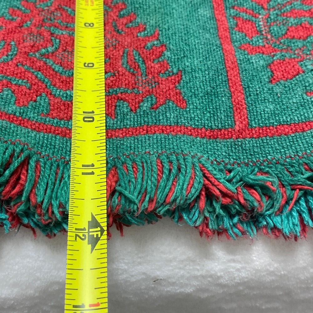 Set of 6 Red Green Tapestry Christmas Placemats Fringed Edges Reversible - Picture 7 of 12